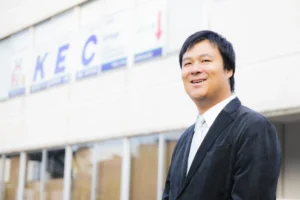 TopVoiceインタビュー_KEC Glows_代表取締役・小椋義則様