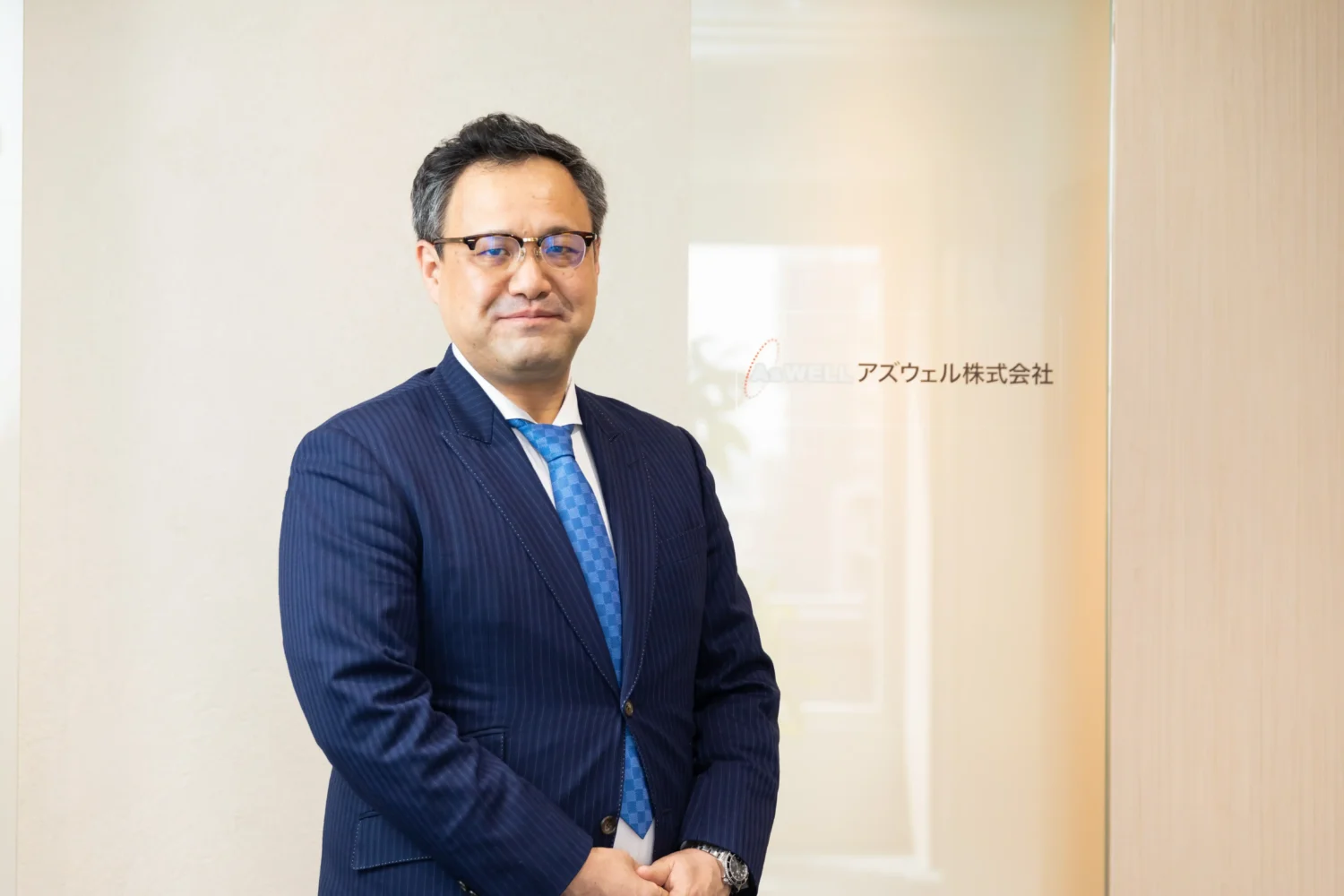 TopVoiceインタビュー記事_アズウェル株式会社_代表取締役_鷹羽浩介様